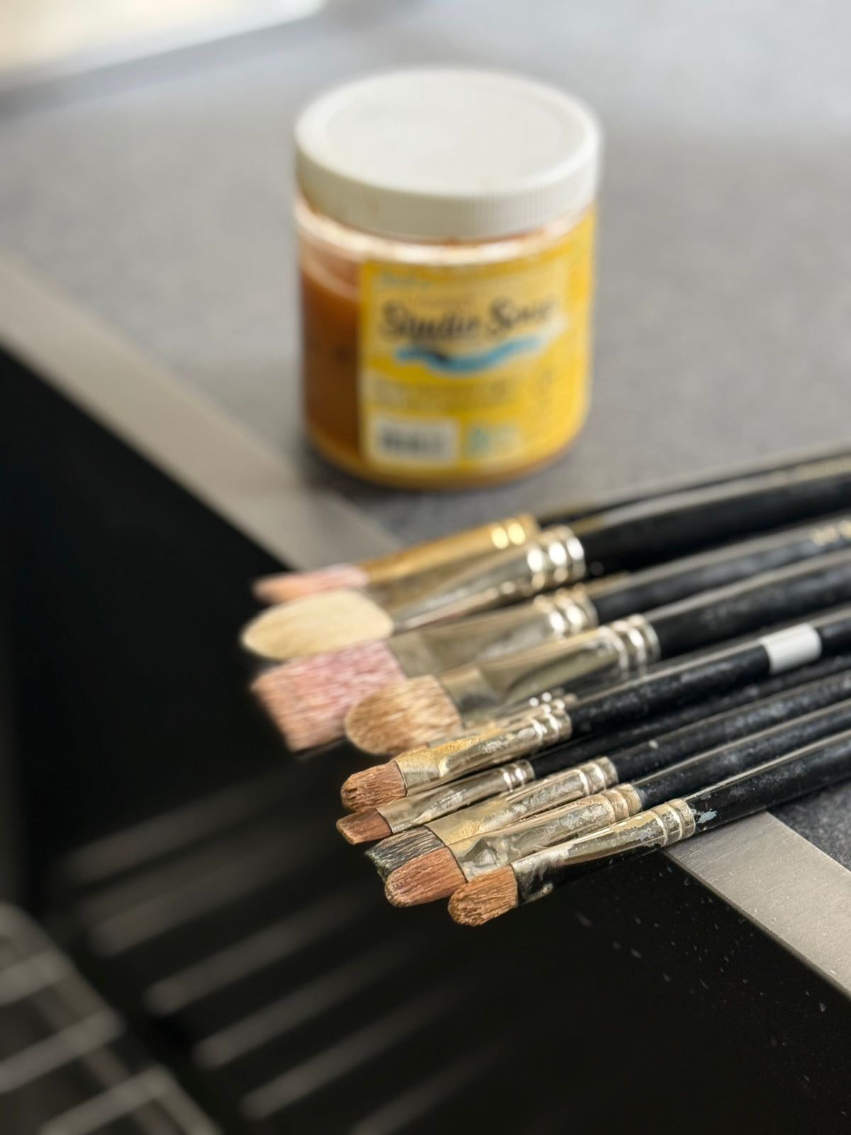 When (and How) to Wash Your Oil Painting Brushes: Cleaning and Dry-Storage Tips from a Professional Painter
