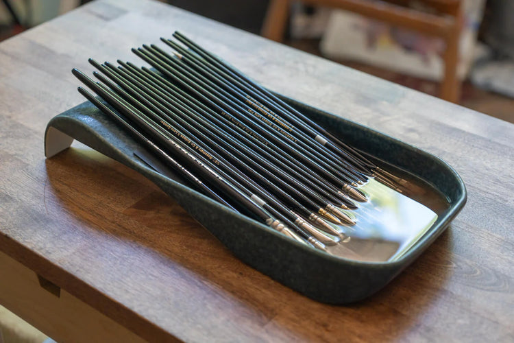 Savvy Brush Tray | Oil Painting Brush Storage & Cleaning